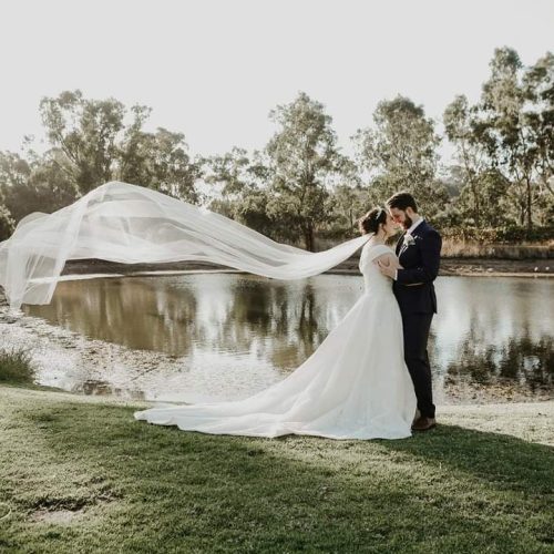 Winery wedding adelaide, oxenberry farm, mclaren vale wedding lakeside
